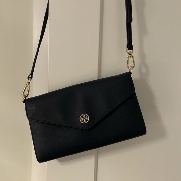 Tory Burch Handbags - Tory Burch Navy Crossbody